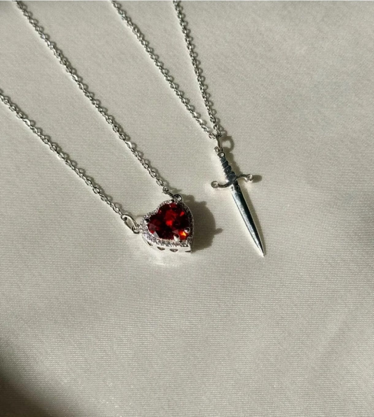 Kalp Kılıç Çift Kolyesi Sevgiliye Hediye Çelik Zincirli