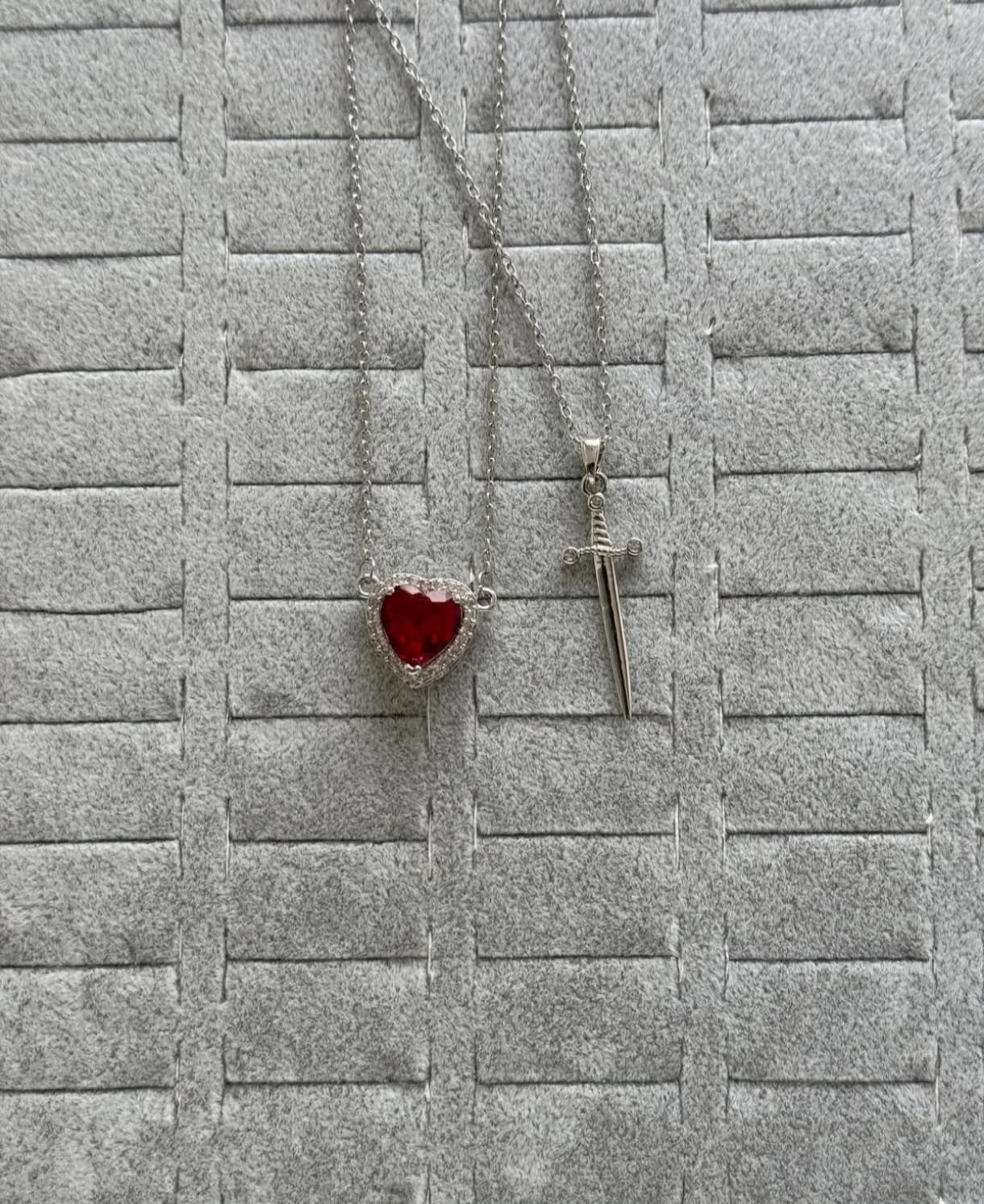 Kalp Kılıç Çift Kolyesi Sevgiliye Hediye Çelik Zincirli